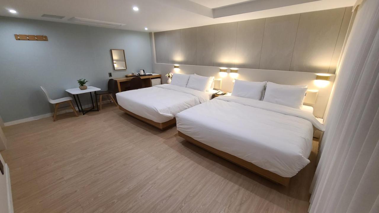 Hotel Andrest Пусан Экстерьер фото