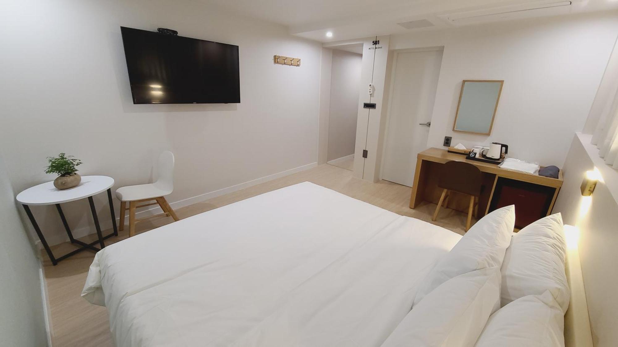 Hotel Andrest Пусан Номер фото